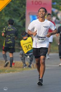 BIB: 100, 41847
                            <button type="button" onclick="openModal(9913549)" class="btn btn-primary btn-sm float-right btn-popup" data-toggle="modal" data-target=".modal-high-quality">
                        <i class="fas fa-shopping-cart"></i> Add to Cart
                    </button>
                                            <button type="button" onclick="isThisMe(9913549, true)" class="btn btn-success btn-sm float-right btn-popup btn-isme hidden" data-toggle="tooltip" data-placement="bottom" title="นี่คือรูปของคุณใช่ไหม คลิกที่นี่เพื่อเอาเข้าอัลบั้ม">
                        <i class="fas fa-plus"></i> Add to album
                    </button>
                    <button type="button" onclick="isThisMe(9913549, false)" class="btn btn-warning btn-sm float-right btn-popup btn-isnotme hidden">
                        <i class="fas fa-ban"></i> Remove from album
                    </button>